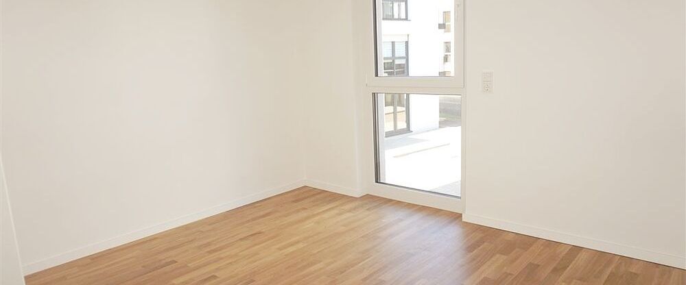 Exklusive 3 Zimmer Wohnung mit Einbauküche und Balkon in direkter Mosellage ! - Photo 1