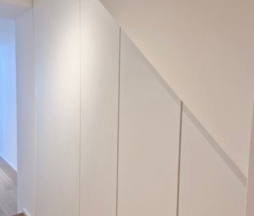 Renovated 4 BDR/4 bathroom ground floor with garden! - Photo 3