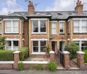4 bedroom terraced house to rent - Photo 2