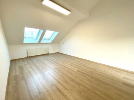 Sanierte 1,5-Zimmer Wohnung mit Dachterrasse | Geiselbergstraße S-Bahn - Photo 5