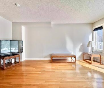 For Lease - 7 Farnham Drive, Brampton, Ontario - Photo 4