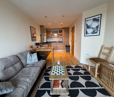 1 Bed Flat, The Boulevard, LS10 - Photo 2