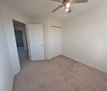 9045 Scott Crescent - Photo 5