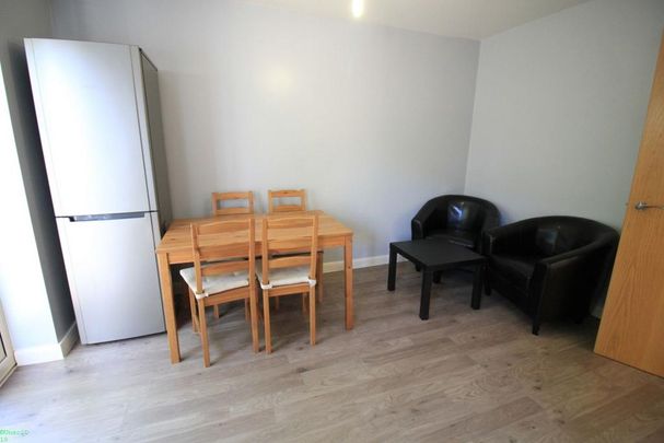 5 bedroom terraced house to rent - Photo 1