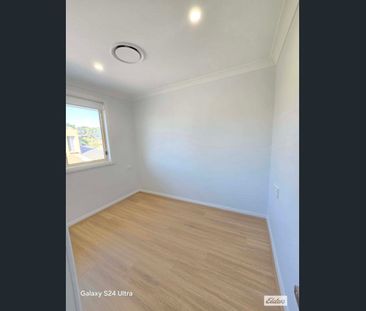 Comfortable 3-Bedroom Home Available for Long-Term Lease - Photo 3