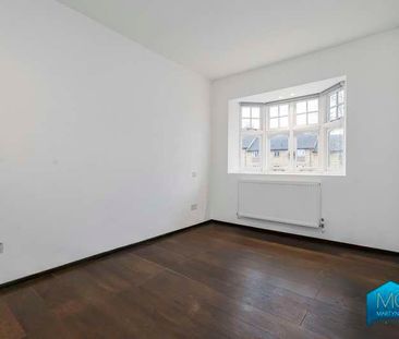 Colney Hatch Lane, London, N10 - Photo 5