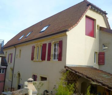 CHARME ET MODERNITÉ SOUS COMBLES - Photo 3