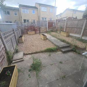 4 bedroom house to rent - Photo 2