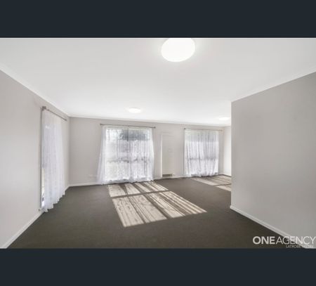 17 Wirilda Crescent, Traralgon, Vic 3844 - Photo 3