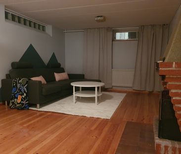 Åsvägen, Valbo - Photo 1