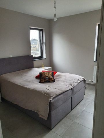 Instapklaar energiezuinig appartement met 2 slaapkamers kortbij Neerpelt centrum. - Photo 2