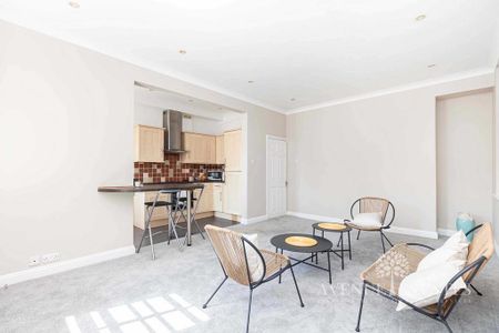 2 bedroom apartment to rent - Photo 3