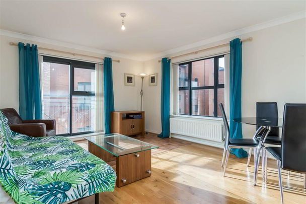 37 Clarendon Quay, 2 Pilot Street, Belfast, BT1 3AG - Photo 1