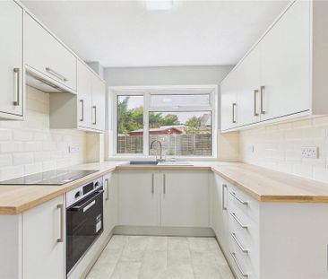 3 bedroom detached house to rent - Photo 5