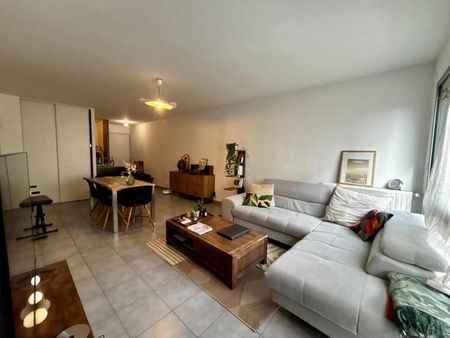 Location Appartement 3 pièces 69m² ANGERS 49000 - Photo 2