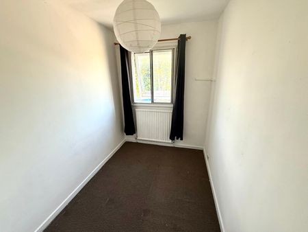 channel close, Heston, TW5 0PP - Photo 4