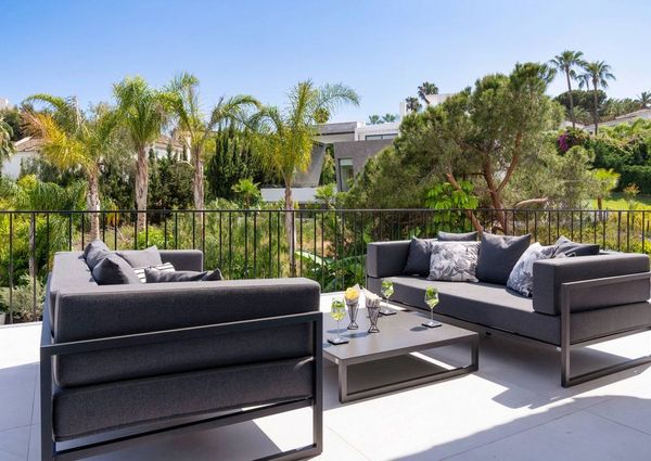 6 bedroom luxury Villa for rent in Nueva Andalucia, Spain