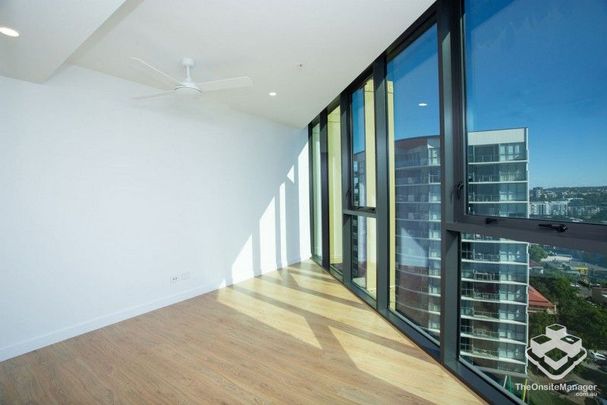 Studio Apartment for Rent â Utilities Included - Photo 1