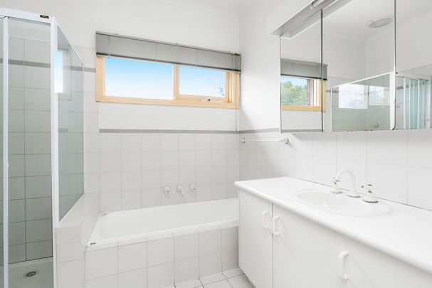 Easy living in great locale - Photo 1