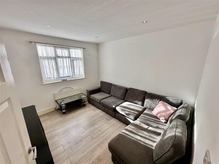 Bilton Road, Greenford - Photo 4