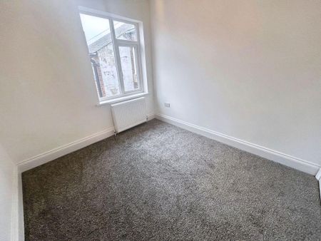 3 bed upper flat to rent in NE6 - Photo 4