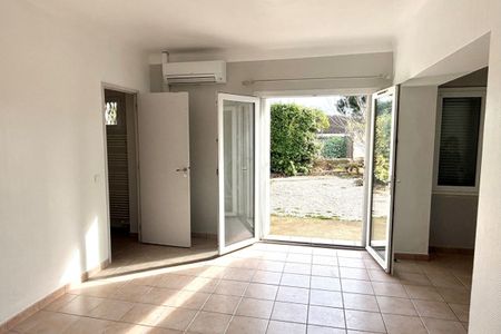 AIX EN PROVENCE - T1 proche du centre avec extérieur - Photo 4