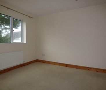 1 bedroom semi-detached house to rent - Photo 4