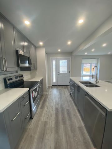 For Lease - 118 Avening Drive, Toronto, Ontario - Photo 4