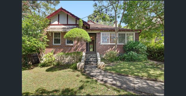 Character-Filled Family in Prime Lindfield Location - Photo 1