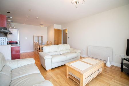 1 bedroom apartment to rent - Photo 2