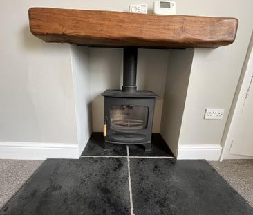 2 bedroom property with land to rent - Photo 3