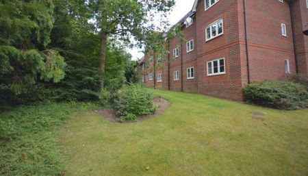 St Catherines Wood, Camberley - 2 bedrooms Property for lettings - Seymours - Photo 2