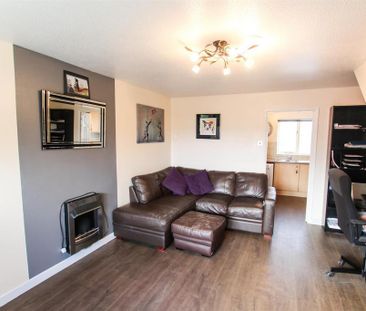 2 bedroom semi-detached house to rent - Photo 1
