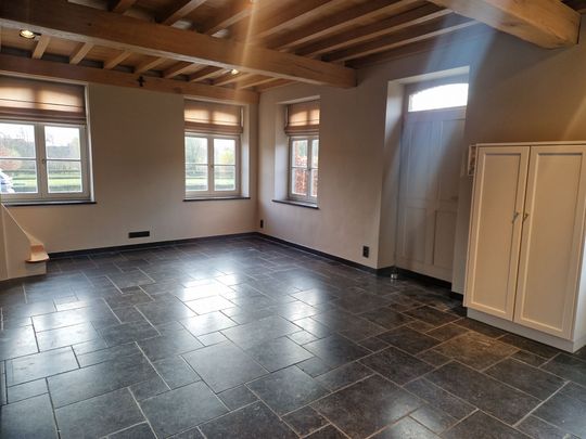 Magnifique maison rénovée avec matériaux de standing - Photo 1