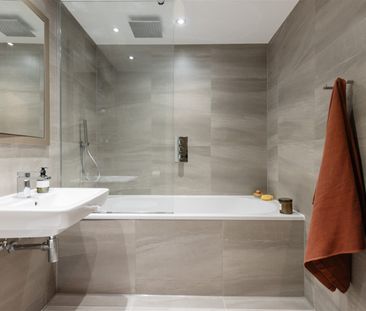 E0308 - Moda, New York Square (Leeds) - Photo 6