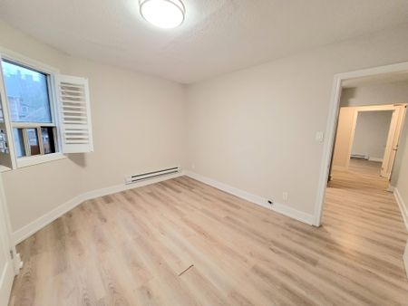 For Lease - 1371 King Street Unit# 101, Toronto, Ontario - Photo 3
