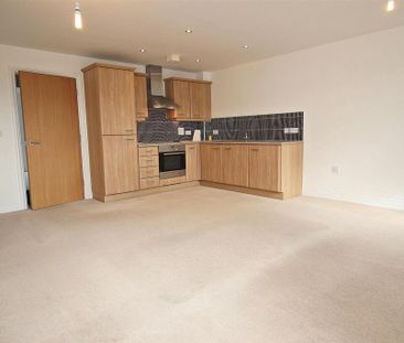 2 bedroom apartment to rent - Photo 4