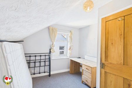 Conduit Street, Gloucester - Photo 4