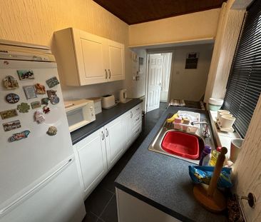 2 bedroom terraced house to rent - Photo 6