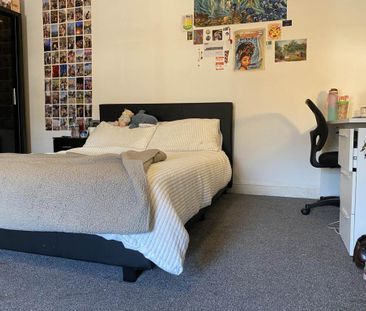 4 bedroom terraced house to rent - Photo 2