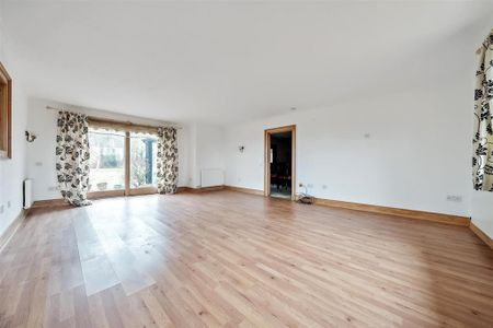 5 bedroom chalet to rent - Photo 2