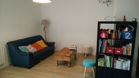 Location Appartement 2 Pièces 50 m² - Photo 2