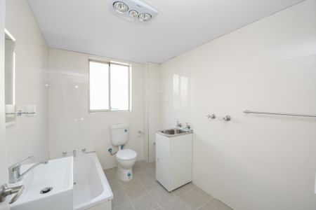 Location, location - Photo 2