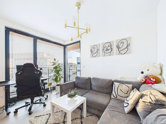 Czerwone Maki Loggia 2pok 42m2 Spacer 360 - Фото 1