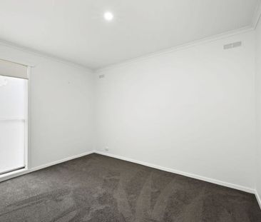 Lovely Presented 2 Bedroom Home - Photo 4