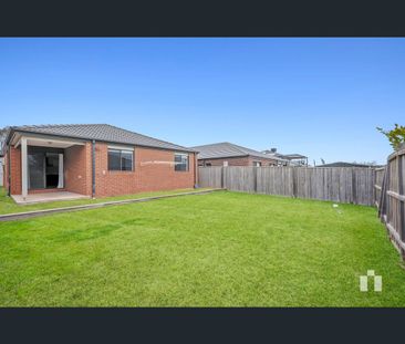 18 Lucknow Drive, Beveridge, Vic 3753 - Photo 6