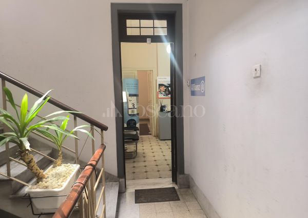 Casa a Messina in Via Cesare Battisti Messina, Battisti - Avignone