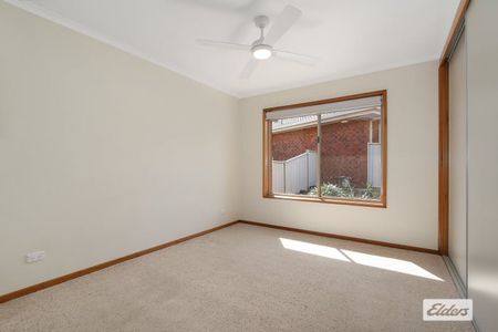 Charming 2-Bedroom Unit in Central Wodonga - Photo 3
