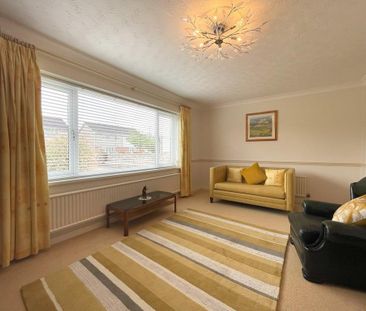 3 bedroom semi-detached house to rent - Photo 1