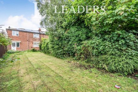 3 bedroom terraced house to rent - Photo 2